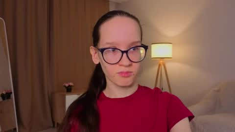 Snapshot of lynettebails chatting on 03.15.26 Sara online show from 03.15.26