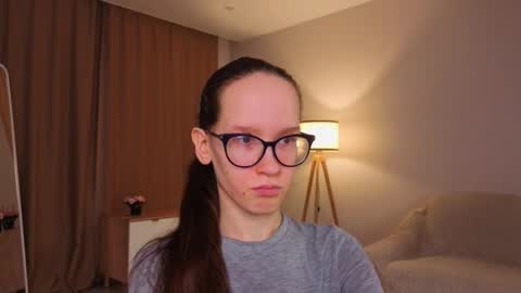 Snapshot of lynettebails chatting on 03.17.26 Sara online show from 03.17.26