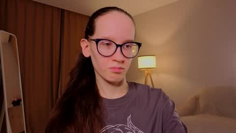 Snapshot of lynettebails chatting on 03.30.26 Sara online show from 03.30.26