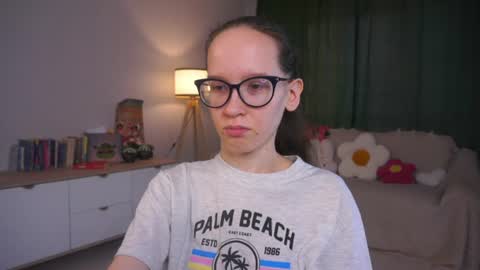 Snapshot of lynettebails chatting on 07.19.26 Sara online show from 07.19.26