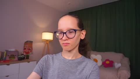 Snapshot of lynettebails chatting on 07.31.26 Sara online show from 07.31.26