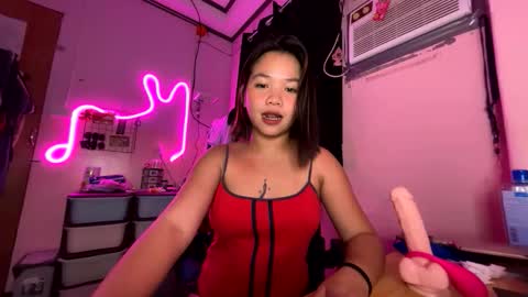 I am Lyn- DONT FORGET TO FOLLOW ME online show from 10.11.25