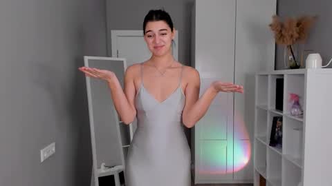  LYNN  online show from 02.11.25