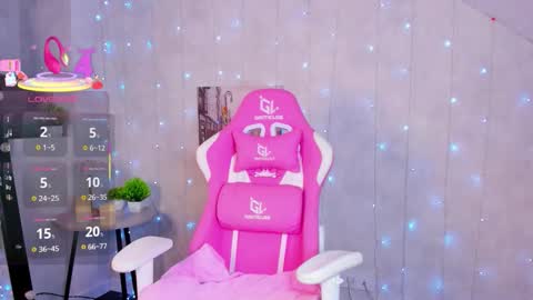 Lynn online show from 10.23.25