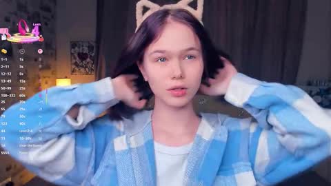 Cozy Lynns room online show from 01.08.26