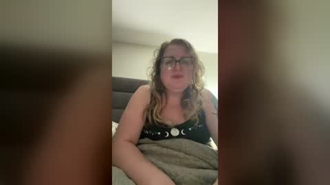 Lynne online show from 08.08.26