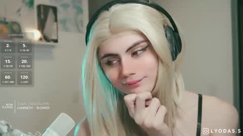 Lyodass online show from 10.07.25