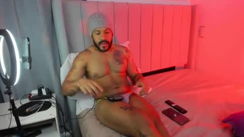 Lyon Dark online show from 01.12.26