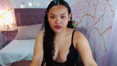 Lyra online show from 01.14.25