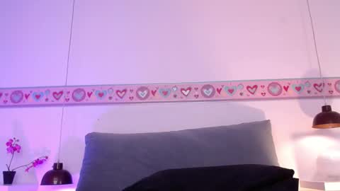 LYRA online show from 12.26.24