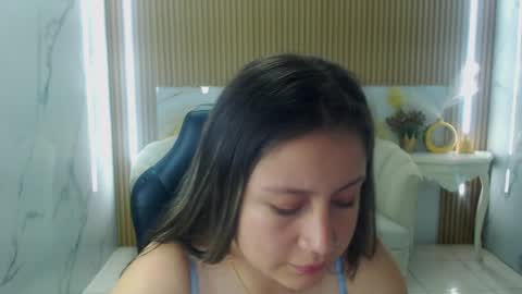 Snapshot of lyrafrost_s chatting on 05.23.26 lyrafrost_s online show from 05.23.26