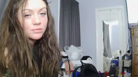 lyssshiz online show from 05.02.26