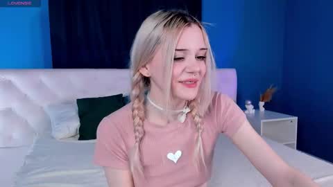 Snapshot of m1m1_angels chatting on 03.15.26 Mimi GTM1 0200am-0945am Mon Tue Wed Thu Fri online show from 03.15.26