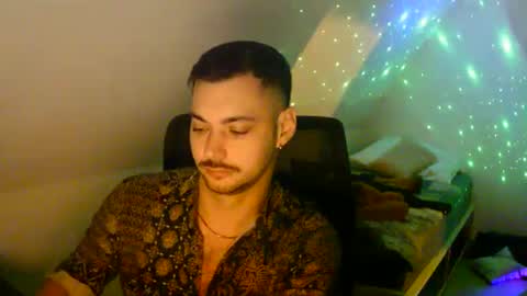 Snapshot of m1recevierrr chatting on 12.28.24 m1recevierrr online show from 12.28.24