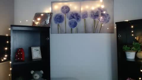 m_i_k_i_ online show from 02.02.26