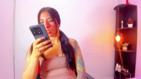 Snapshot of maazikeen chatting on 09.16.25 Mazikeen online show from 09.16.25