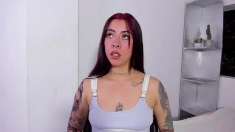 Snapshot of maazikeen chatting on 10.15.25 Mazikeen online show from 10.15.25