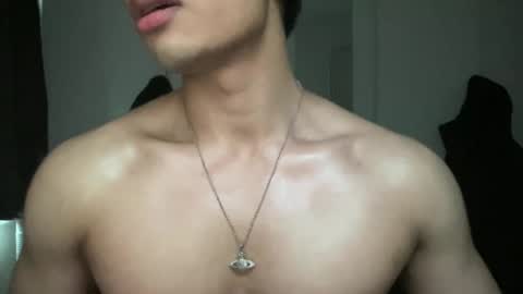 Snapshot of mac_cain chatting on 02.04.25 Maccain online show from 02.04.25