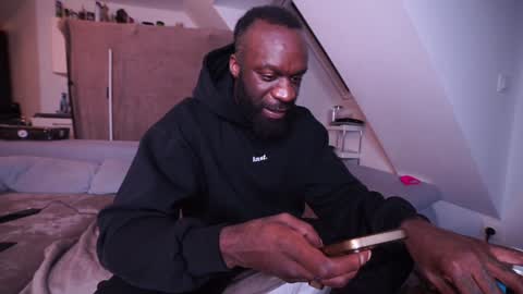 Mac Troy online show from 12.31.24