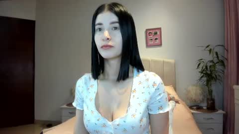 Snapshot of macarena_vallejo_ chatting on 06.29.26 Macarena online show from 06.29.26