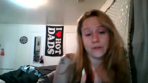Snapshot of maceyloves chatting on 05.26.26 maceyloves online show from 05.26.26