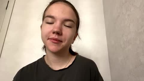 Mila online show from 05.09.26