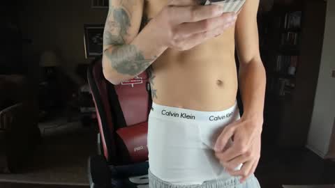 Snapshot of machinecumkelly69 chatting on 02.09.25 machinecumkelly69 online show from 02.09.25