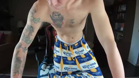 Snapshot of machinecumkelly69 chatting on 02.23.25 machinecumkelly69 online show from 02.23.25