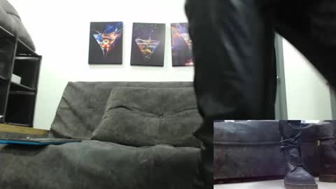 instagram mackdanielsx online show from 11.24.25