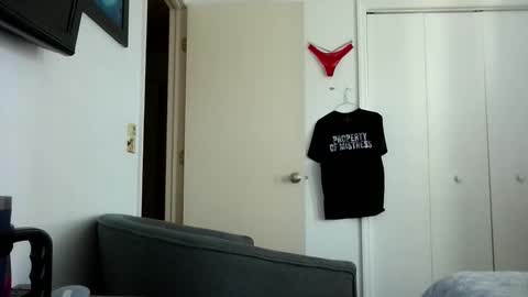 mackdocc001 online show from 01.13.26