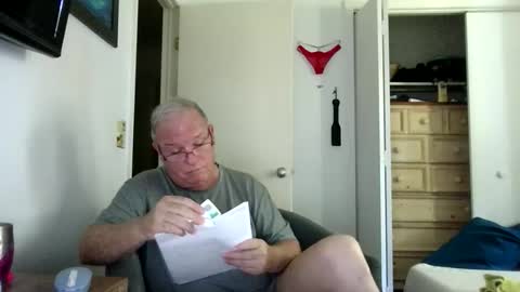 mackdocc001 online show from 04.01.26