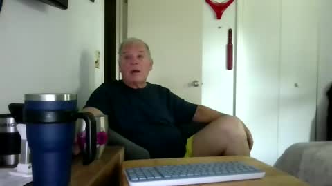 Snapshot of mackdocc001 chatting on 06.08.26 mackdocc001 online show from 06.08.26