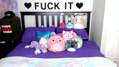 Mackenzie Wolfe online show from 01.29.25