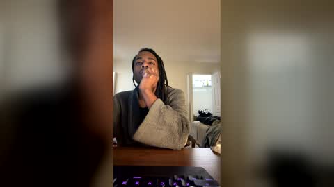 Snapshot of macribz chatting on 01.19.26 Duke Dangler online show from 01.19.26