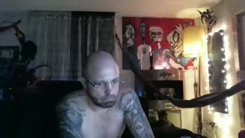 Snapshot of mad_dem0n chatting on 12.23.24 Manuel online show from 12.23.24