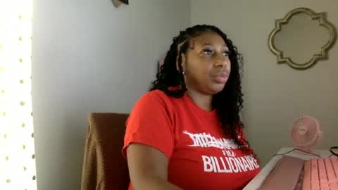 Snapshot of madam_glam chatting on 06.18.26 madam_glam online show from 06.18.26