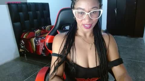 Snapshot of madam_klauss chatting on 04.22.26 EMILY online show from 04.22.26