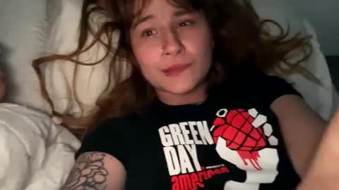 Snapshot of madamme_devorah chatting on 04.03.26 Meleena redhead Maria Black hear online show from 04.03.26