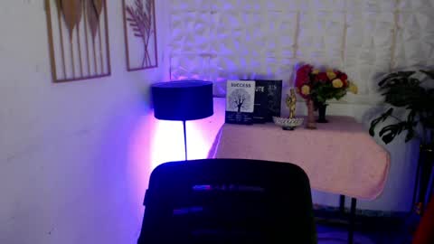 maddie_24xx online show from 06.18.26