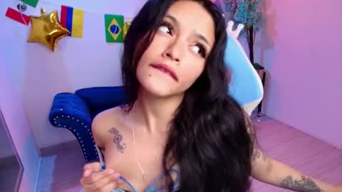 maddie_t18 online show from 06.17.26