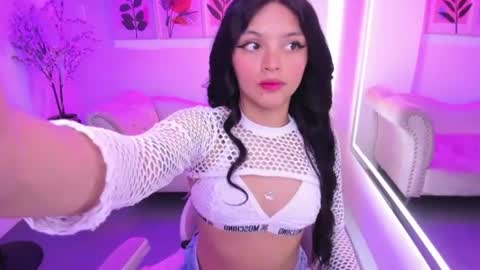 maddie_t18 online show from 07.15.26