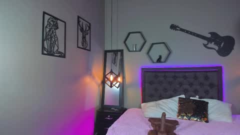 Maddie online show from 02.09.25