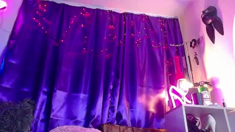 Miss Lust online show from 04.16.26