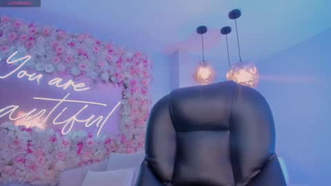 Maddison online show from 11.14.25