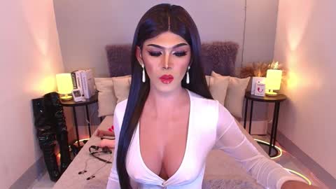 Snapshot of maddisonwil chatting on 02.26.25 M A D D Y online show from 02.26.25