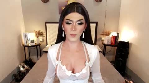 Snapshot of maddisonwil chatting on 09.24.25 M A D D Y online show from 09.24.25