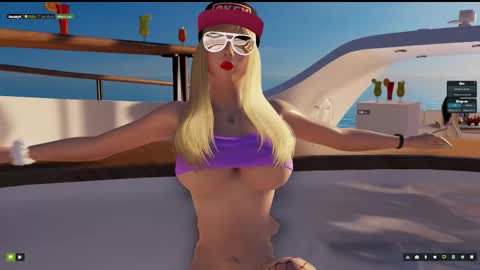 Snapshot of maddy_dirty chatting on 10.17.25 maddy_dirty online show from 10.17.25