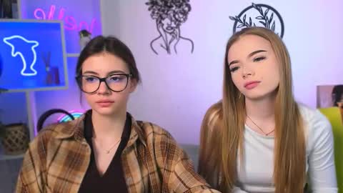 Snapshot of maddy_moah chatting on 03.12.26 maddy moah online show from 03.12.26