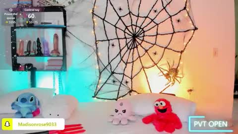 Snapshot of maddy_rose12 chatting on 10.14.25 Maddy rose12 online show from 10.14.25