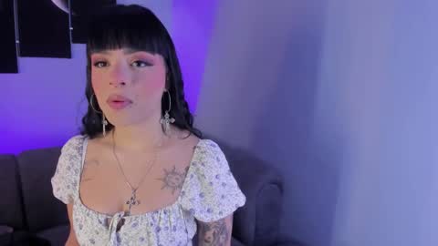 Snapshot of maddy_walker chatting on 02.09.25 Maddy online show from 02.09.25